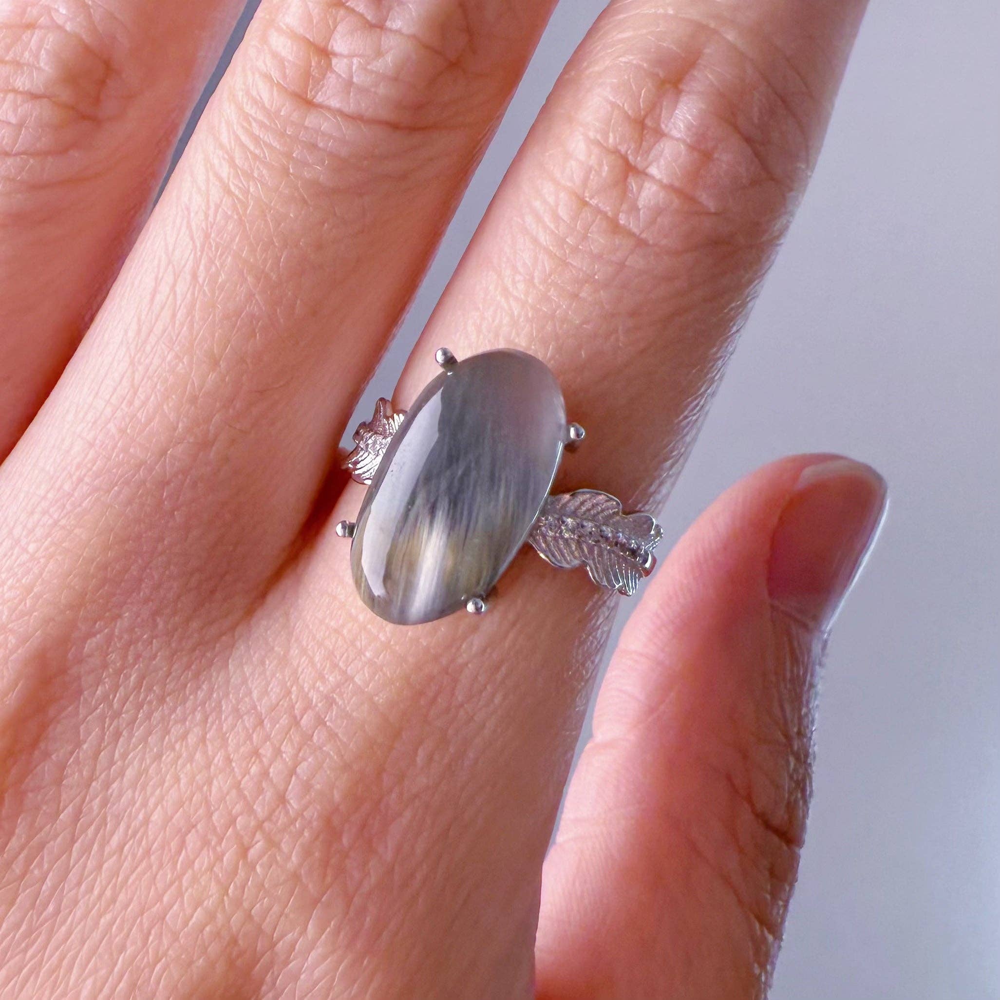 Ninaouity – wholesale Cocktail/statement ring – Handmade Natural Blue Rutilated Quartz Cabochon Cut Crystal Ring2