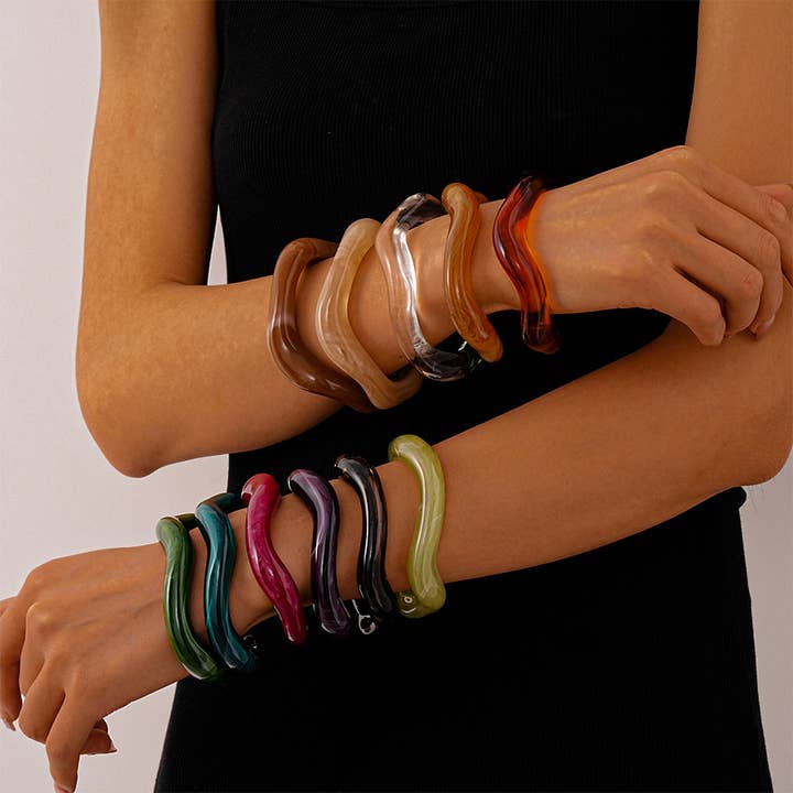 Amber Wave Resin Bangle for wholesale by Lyonlee