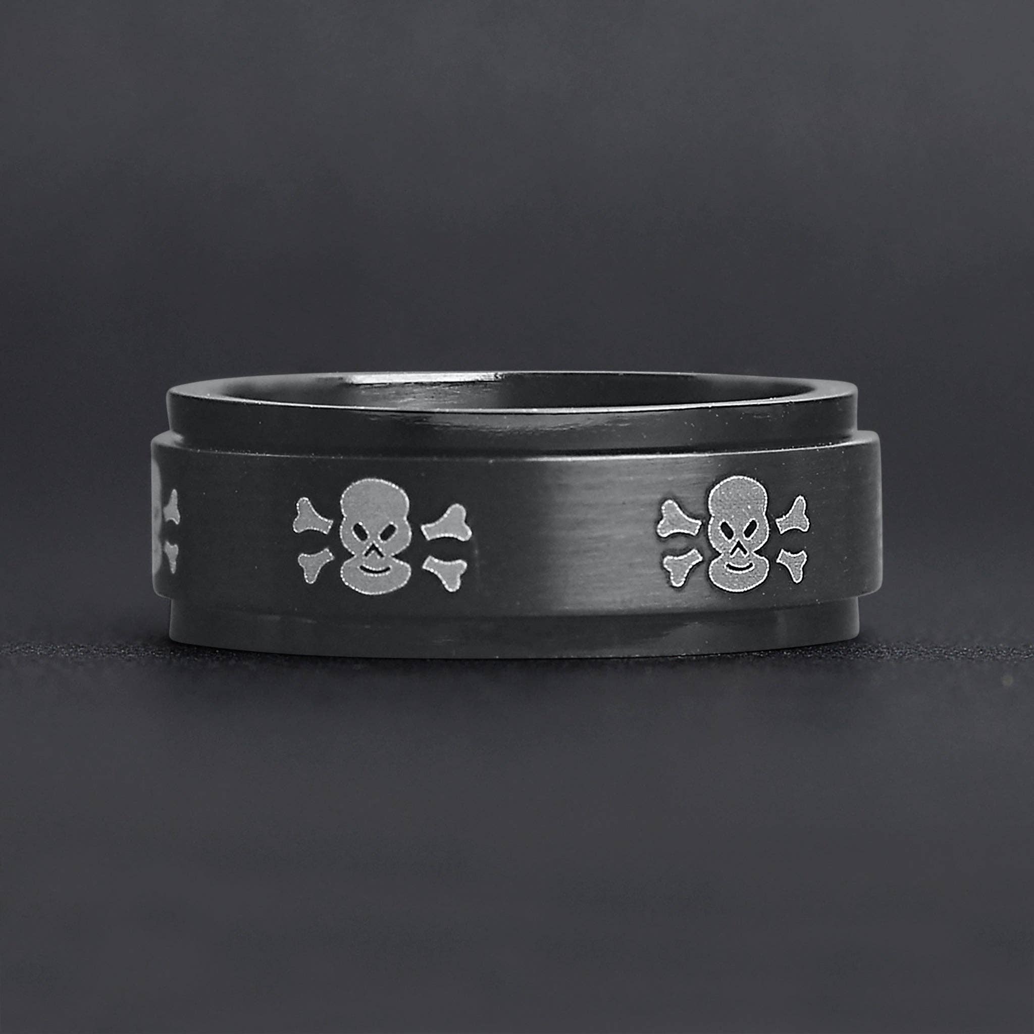 WJW - Wholesale Band/Stacked Ring - Stainless Steel Black & White Skull Spinner Ring1