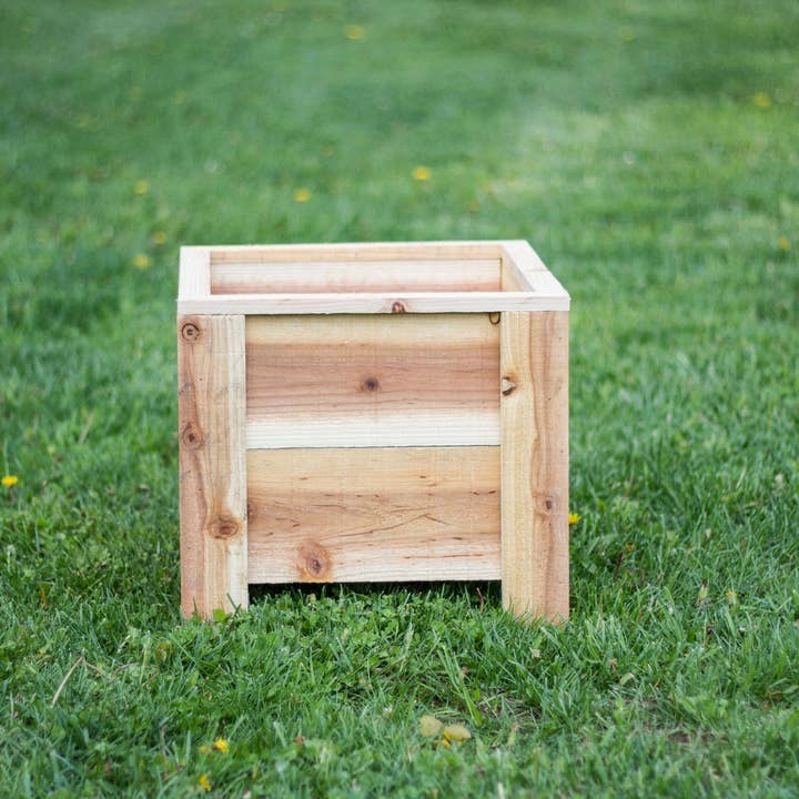 The McGarvey Workshop - Wholesale Planter Box - Outdoor Cedar Planter1