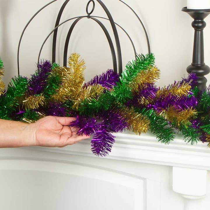 Factory Direct Craft – wholesale Party hat/crown – 9' Large Mardi Gras Tinsel Garland