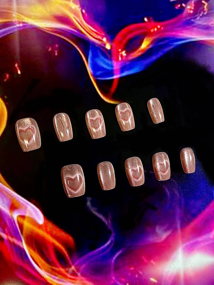 Deluxe 100% Hand Made press on nails (Short) - Lion Heart for wholesale by KTNN Studio Inc.