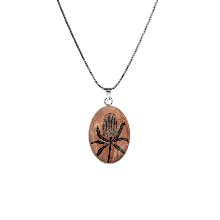 AUSTRALIAN NATIVE FLORA - BANKSIA OVAL CIRCLE PENDANT ON A CHAIN NECKLACE - D838W for wholesale by Mo Resin