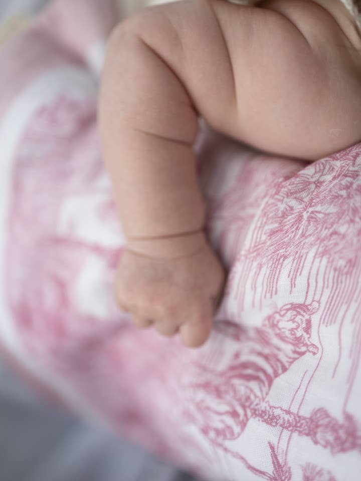 Little Threads - Wholesale Bedding Blanket - Kids & Baby - Pink Jungle Toile Muslin Blanket7