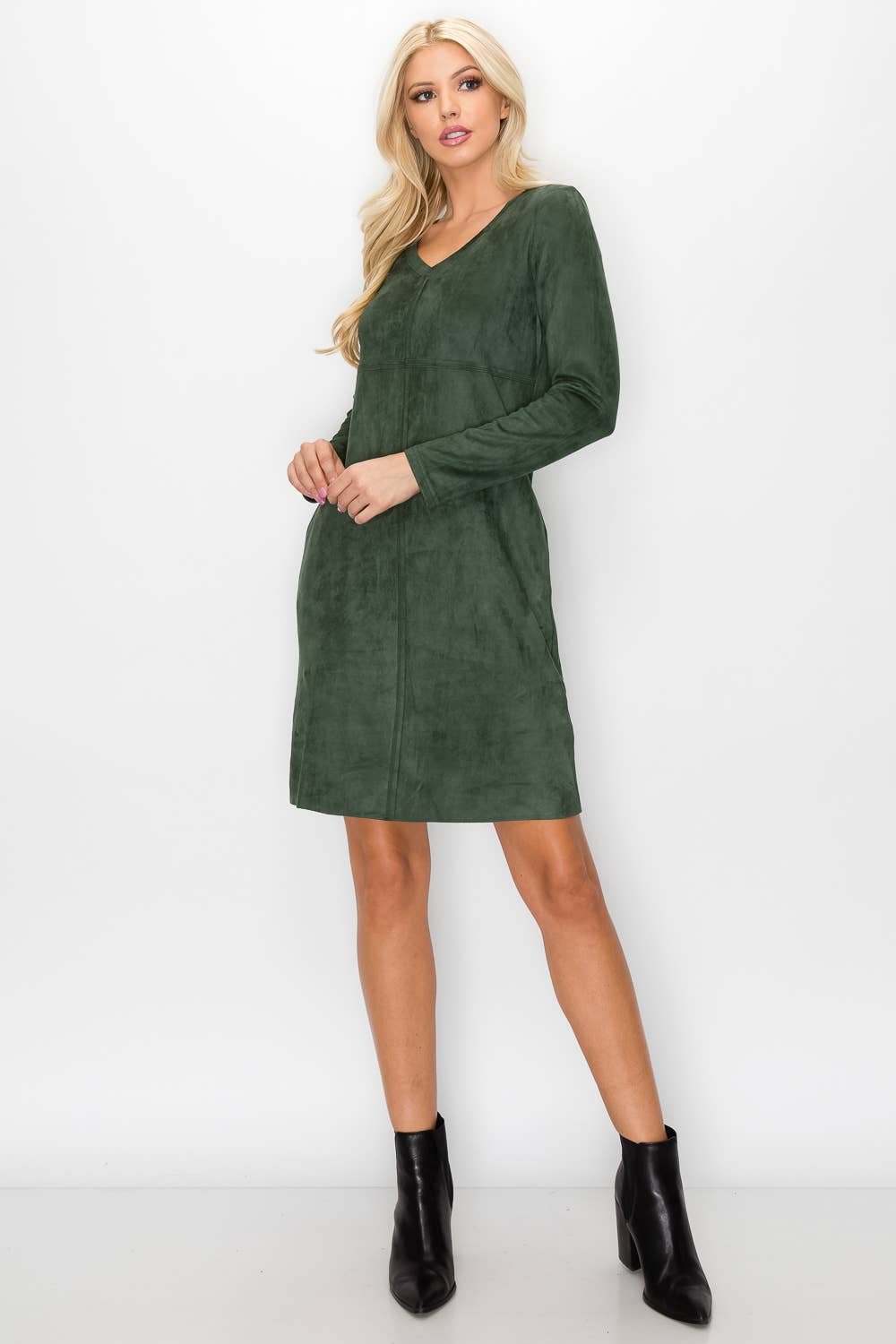 Joh Apparel – Vestido - Mulher por atacado – Vestido Aurora Stretch Camurça com Decote em V SEM Bolsos17