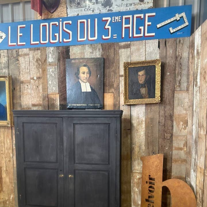 Målad Svart Furu Hushållerska Hall Skåp, ca 1850 för wholesale av belvoir