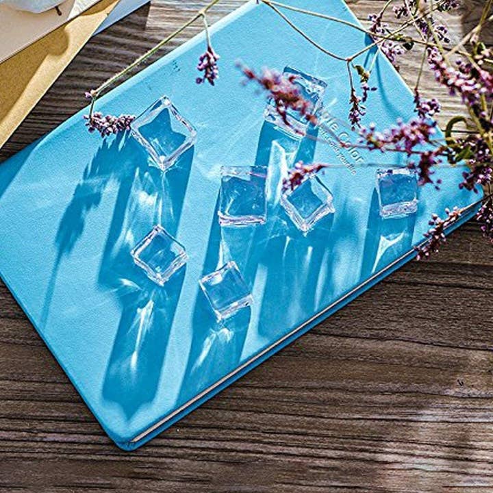 Pozbee - Wholesale Decorative tabletop object - Artificial Ice Cubes5