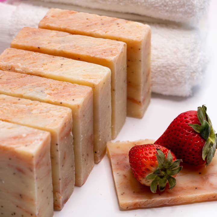Soap Bar Strawberry Sweetness for wholesale by BE So Selfish