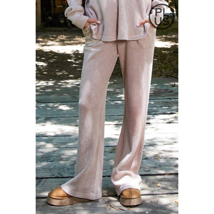 Rae Mode - Vente Pantalon de sport – femme - PANTALONS DE SURVÊTEMENT DROITS GAUFRÉS DÉLAVÉS AUX MINÉRAUX DE GRANDE TAILLE5