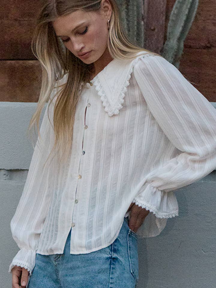 Scallop Lace Collar Button Blouse - RT1227 for wholesale by RAISONNEL