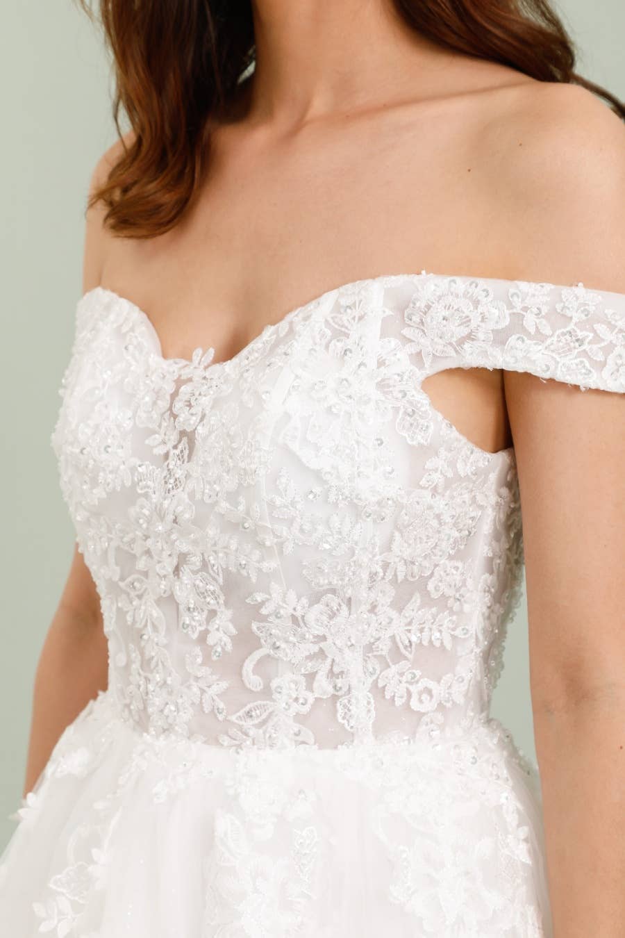 Les Voiliers – Großhandel Abendkleid – Damen – Prinzessinnen-Hochzeitskleid mit U-Boot-Ausschnitt2