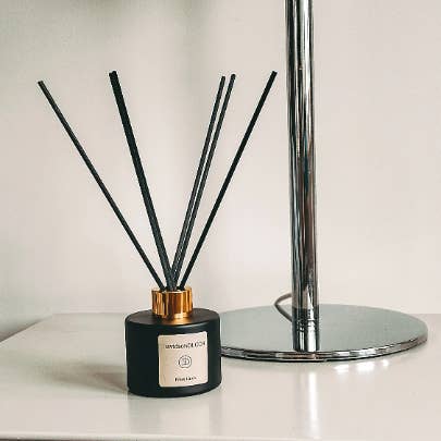 Diffuseur Festive Pine Reed pour la vente par Davidson DECOR
