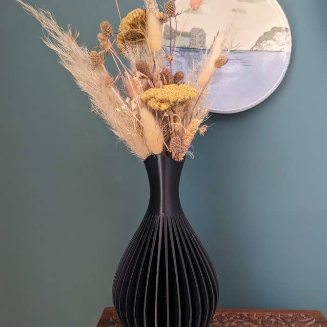 Salal Vase | 3d Printed Lightweight Waterproof Vase for wholesale by Lark & Anchor