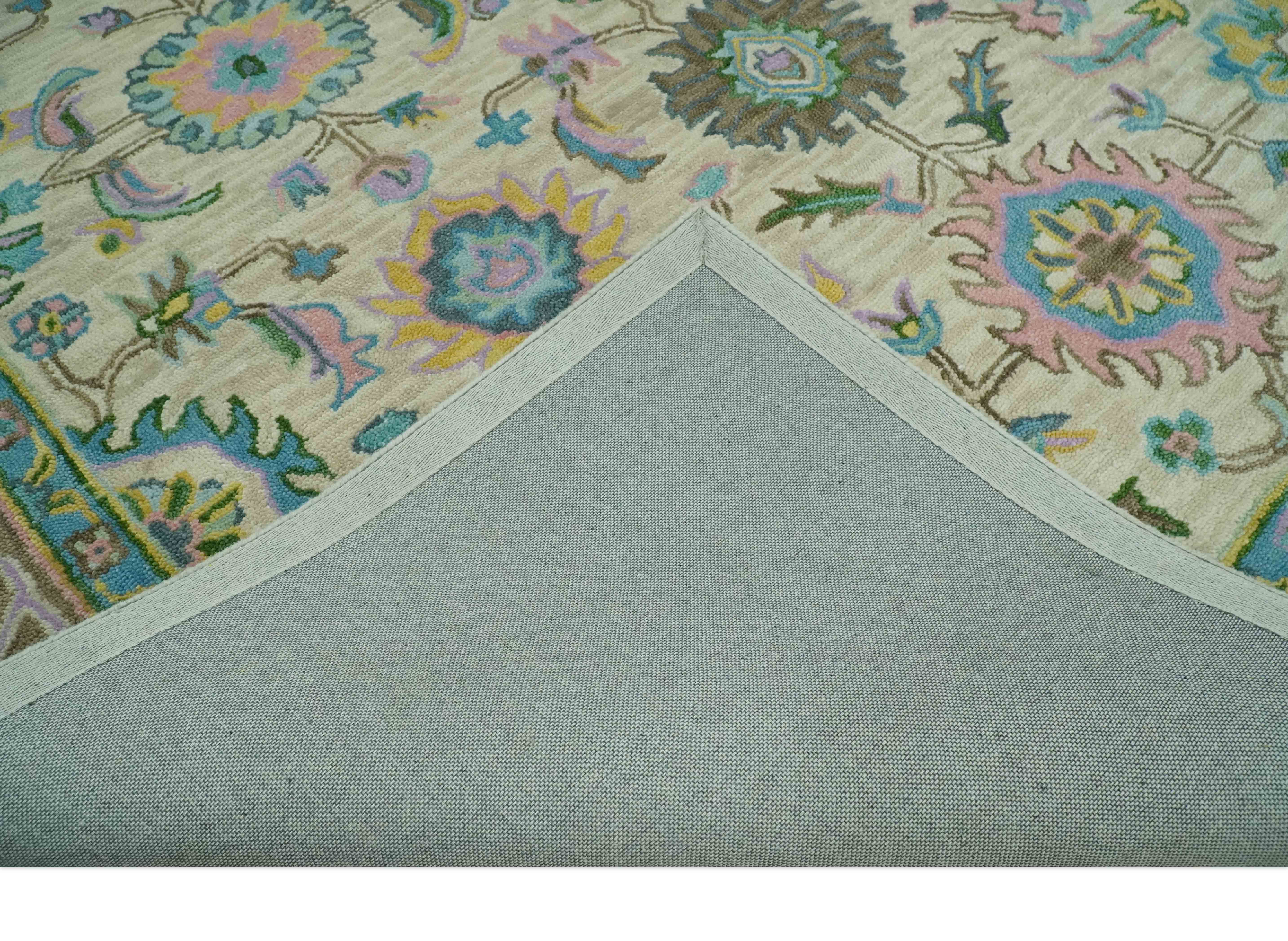 The Rug Decor, Inc. – Großhandel Teppichvorleger – Maßgefertigter beige, blau und lila traditioneller handgetufteter Wollteppich mit Blumenmuster6