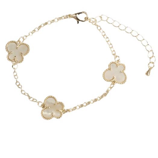 Bracelet « Butterfly Station » en nacre véritable pour la vente par My Best Kept Jewelry