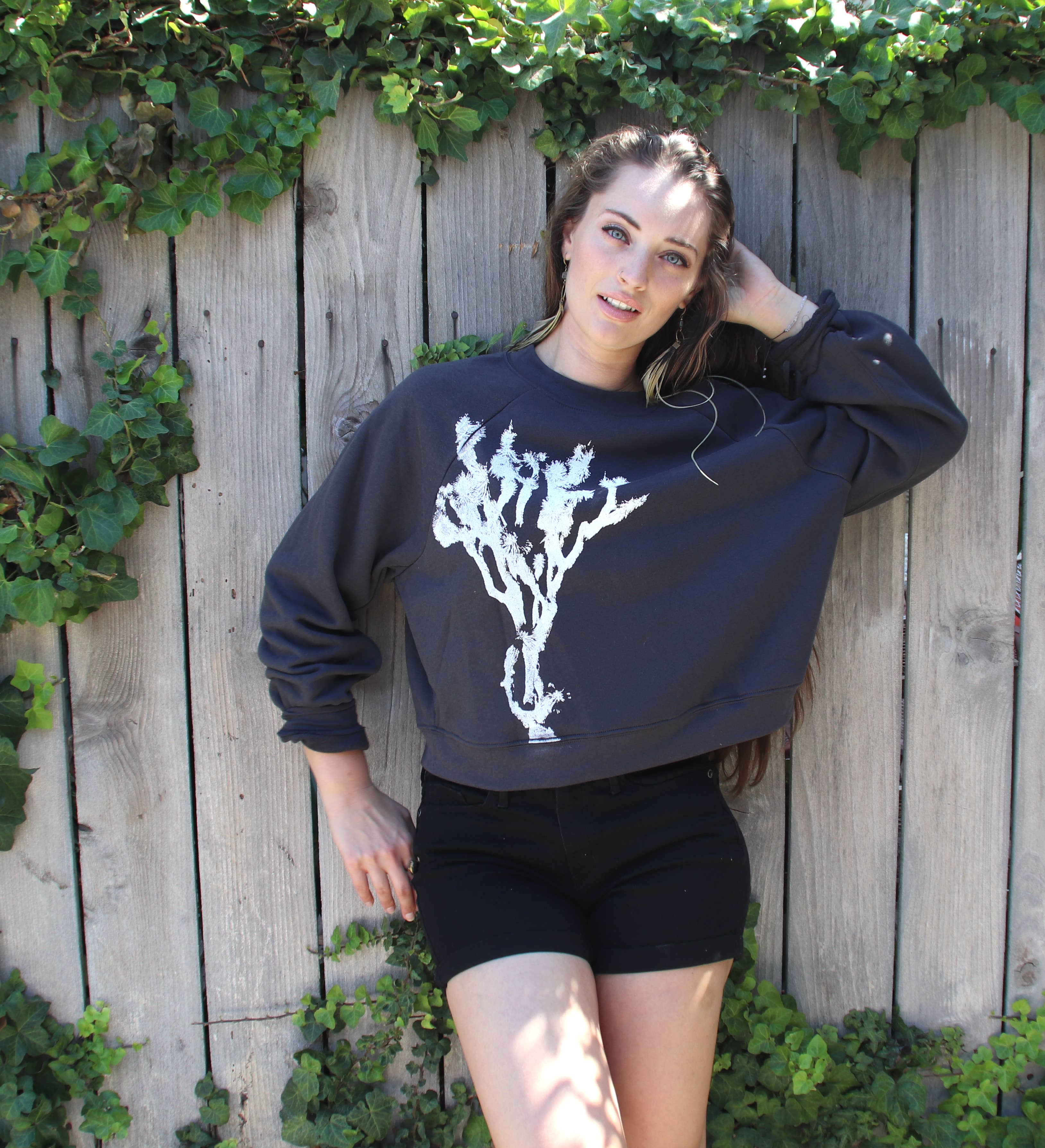 Blonde Peacock - Wholesale Graphic Sweatshirt - Women's - Joshua Tree Raglan Fleece2