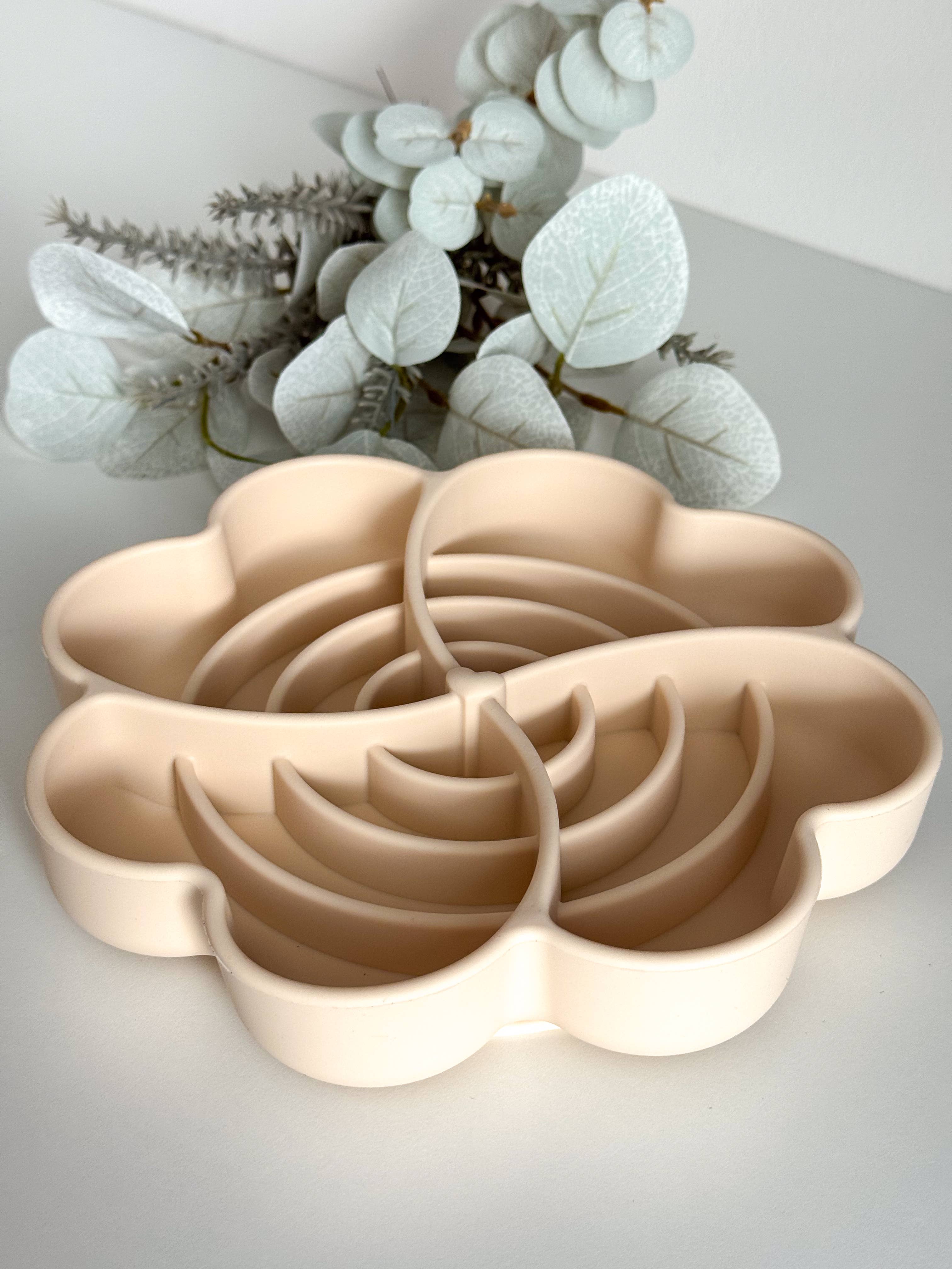 Doggotique - Wholesale Pet Bowl - Cat/Dog - Bloom Slow Bowl, dog feeding bowl, pet feeding mat8