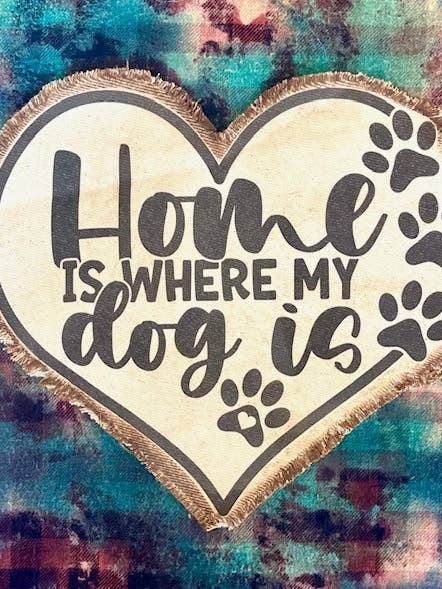 CASA È DOVE IL MIO CANE È "CAMICIA DI FLANELLA A CUORE per la vendita all'ingrosso da parte di Jana's Flannels