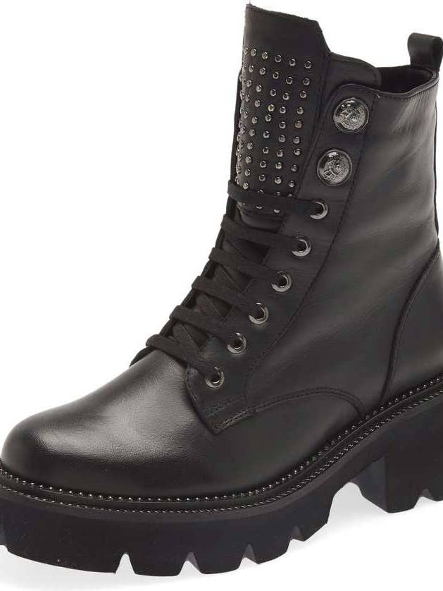 BOTTINES TRAY EN CUIR NOIR ET SEMELLE CRANTÉE NOIRE pour la vente par Sheridan Mia