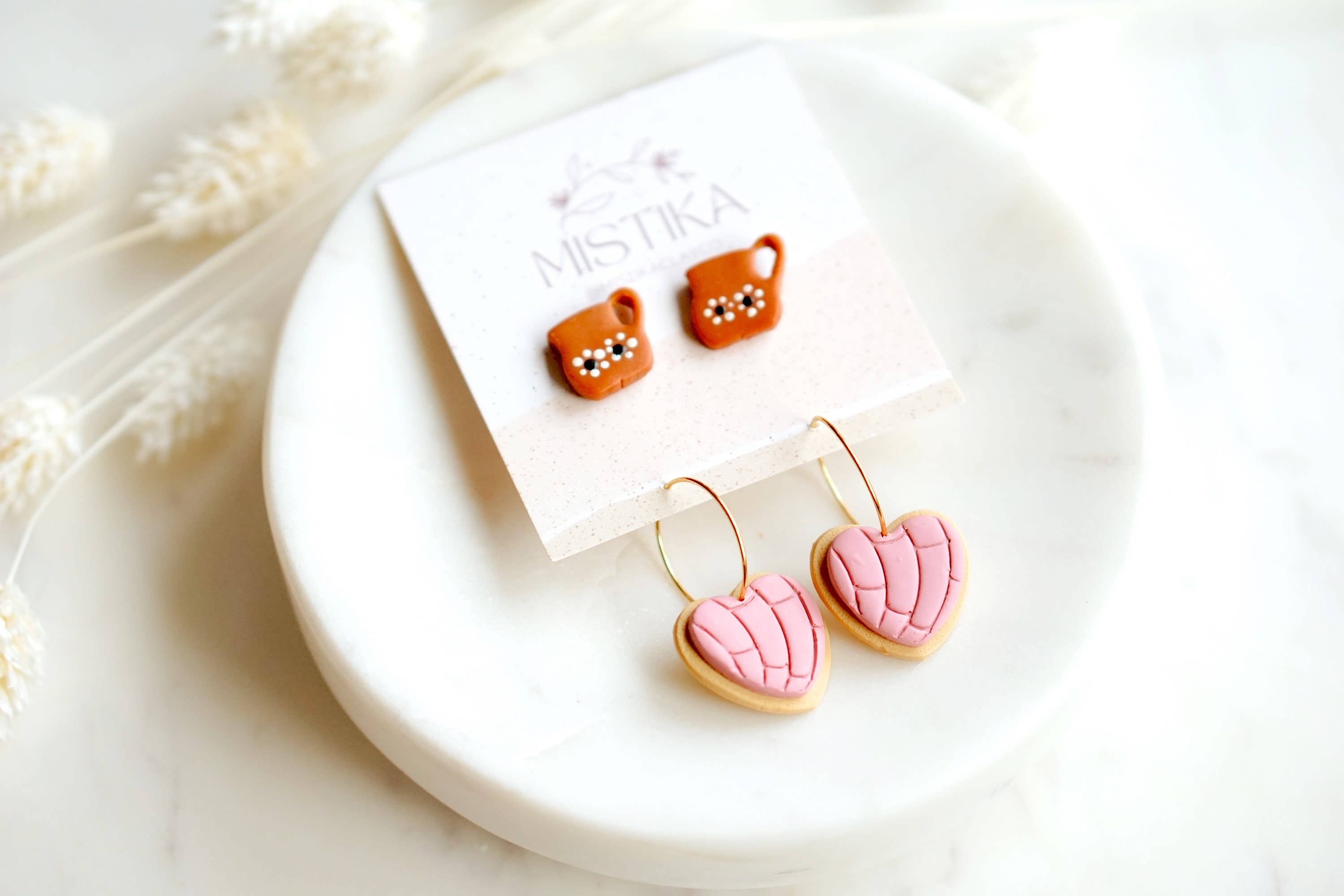 Mistika Studio - Wholesale Jewelry Set - Pan Dulce Stud Set | Clay Earrings | Cafecito Con Conchas2