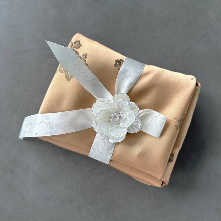 Style by HM - Wholesale Flat Wrap - Floral Gold0