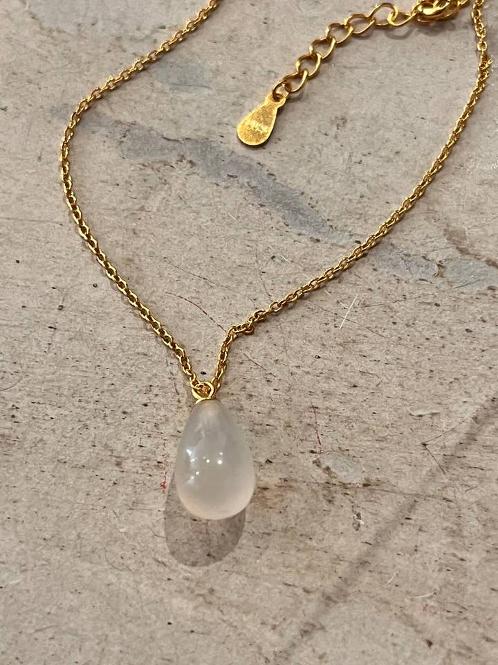 Collier « Pura » en métal doré pour la vente par Vivaz - Fine Jewellery