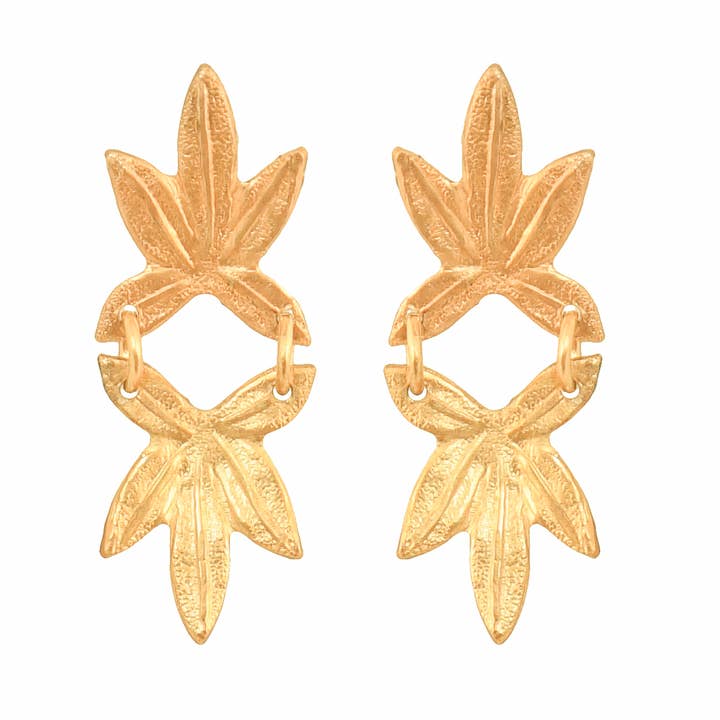 Boucle d'oreille Kita pour la vente par We Dream in Colour