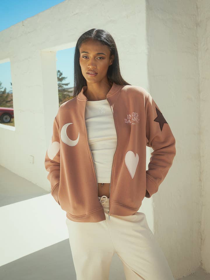 Casaco universitário Yin & Yang - Castanho por atacado de Rock on and Namaste