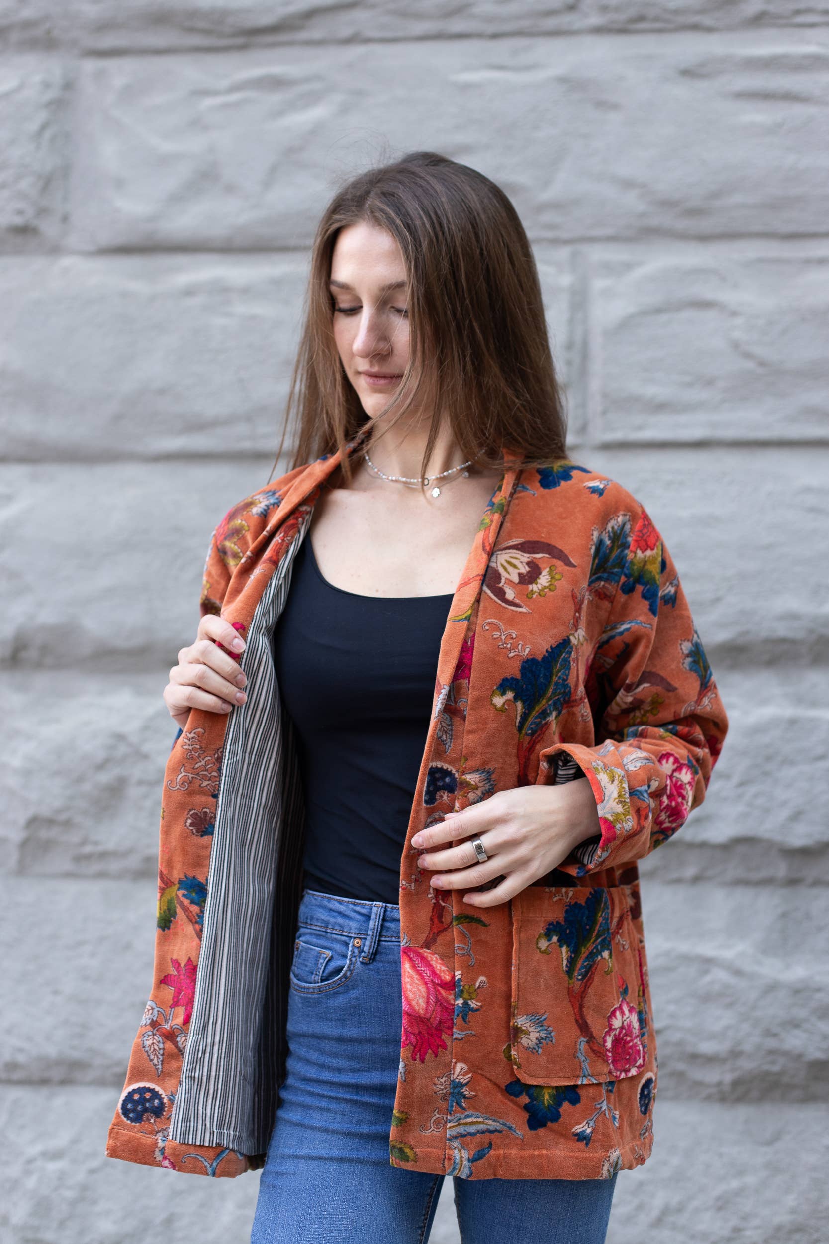 VIKOLINO - Venta al por mayor Kimono - Mujer - Chaqueta corta de terciopelo estilo kimono6