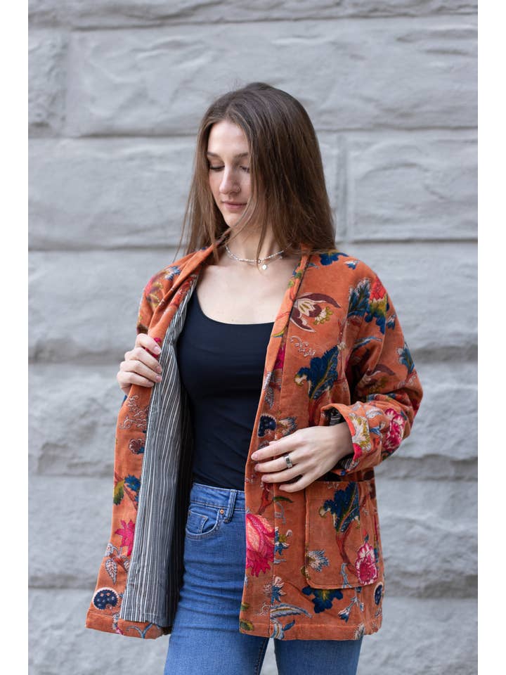 VIKOLINO - Venta al por mayor Kimono - Mujer - Chaqueta corta de terciopelo estilo kimono6