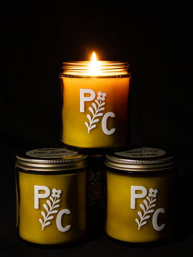 No.05: Lady Grey Candle for wholesale by Prairie Coast Candle Co.