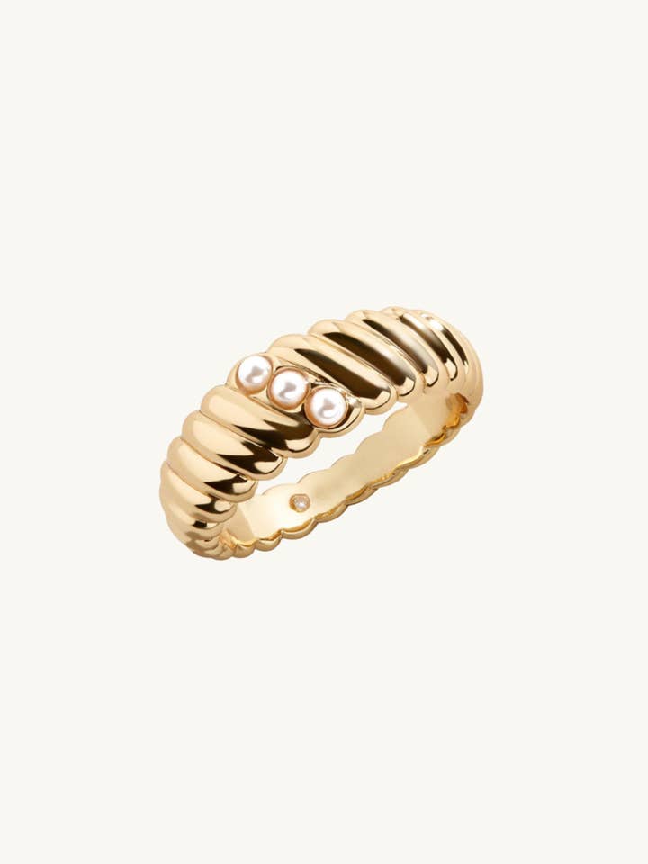 PEARL CROISSANT RING for wholesale by C&C LUXURY CO.