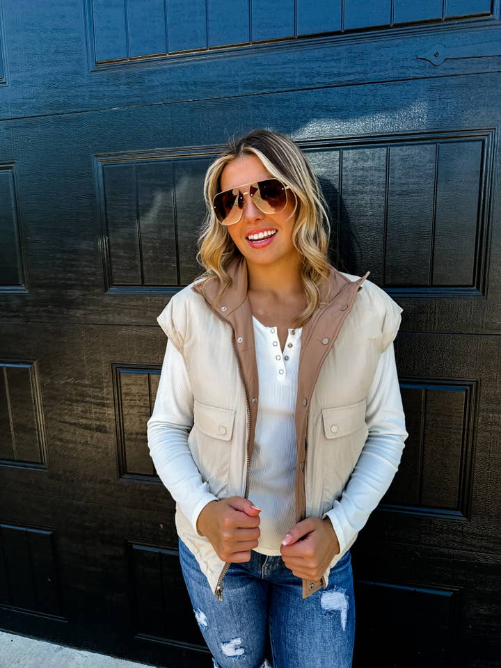 BLAKELEY - Wholesale Outerwear Vest - Women's - MADDOX REVERSIBLE PUFFER VEST11