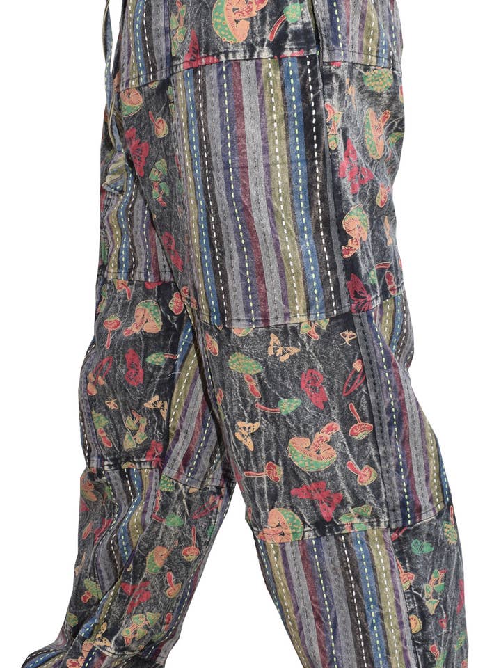 Pantalon Génie Patchwork en Coton Imprimé Champignon Papillon pour la vente par Gheri