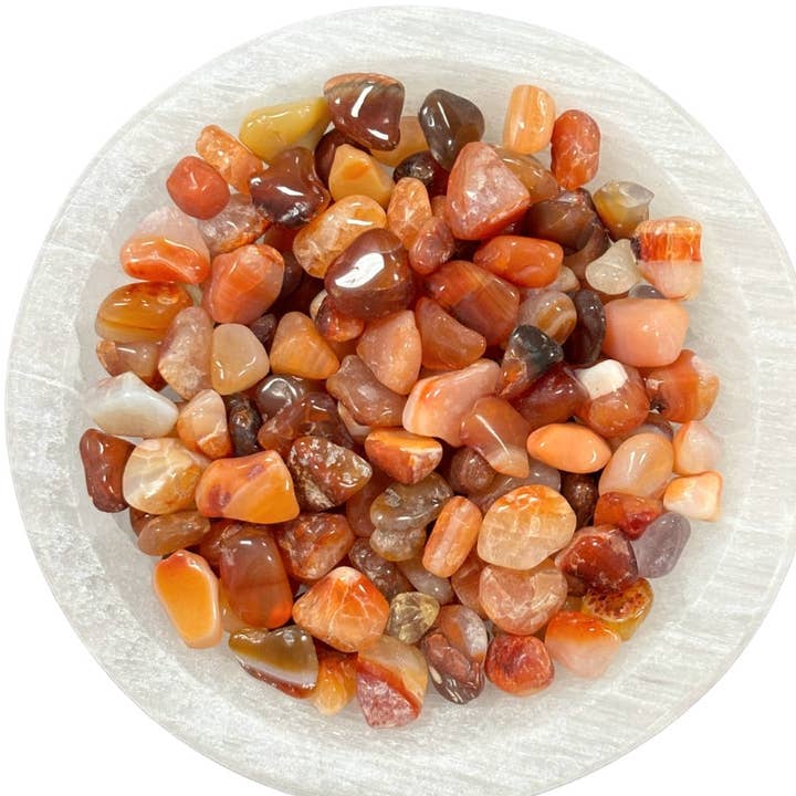 Créez votre propre recharge de bouteille d'intention - Éclats de cornaline pour la vente par Earths Elements Wholesale