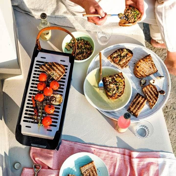 UNA Grill - Wholesale Grillgereedschap voor buiten - UNA draagbare grill in lichtblauw8