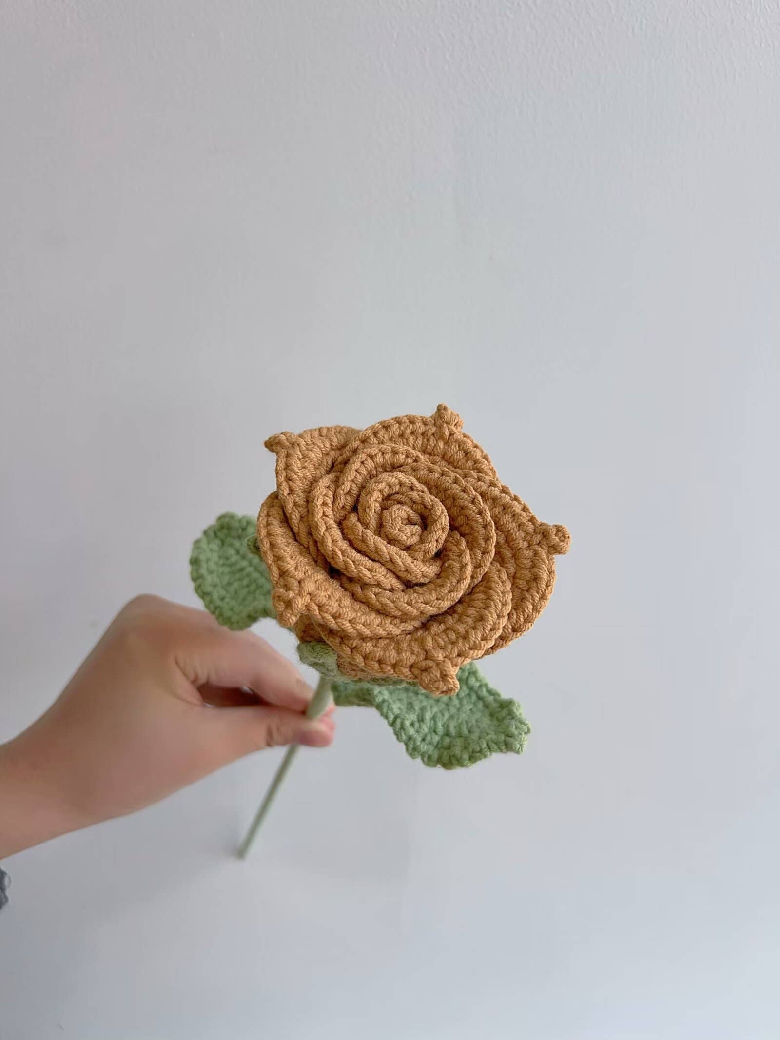 Lilyrosy（Duty free) – Decoração de Natal por atacado – Tulipa de Croché, Bouquet de Rosas, Presentes Feitos à Mão, decoração de férias5