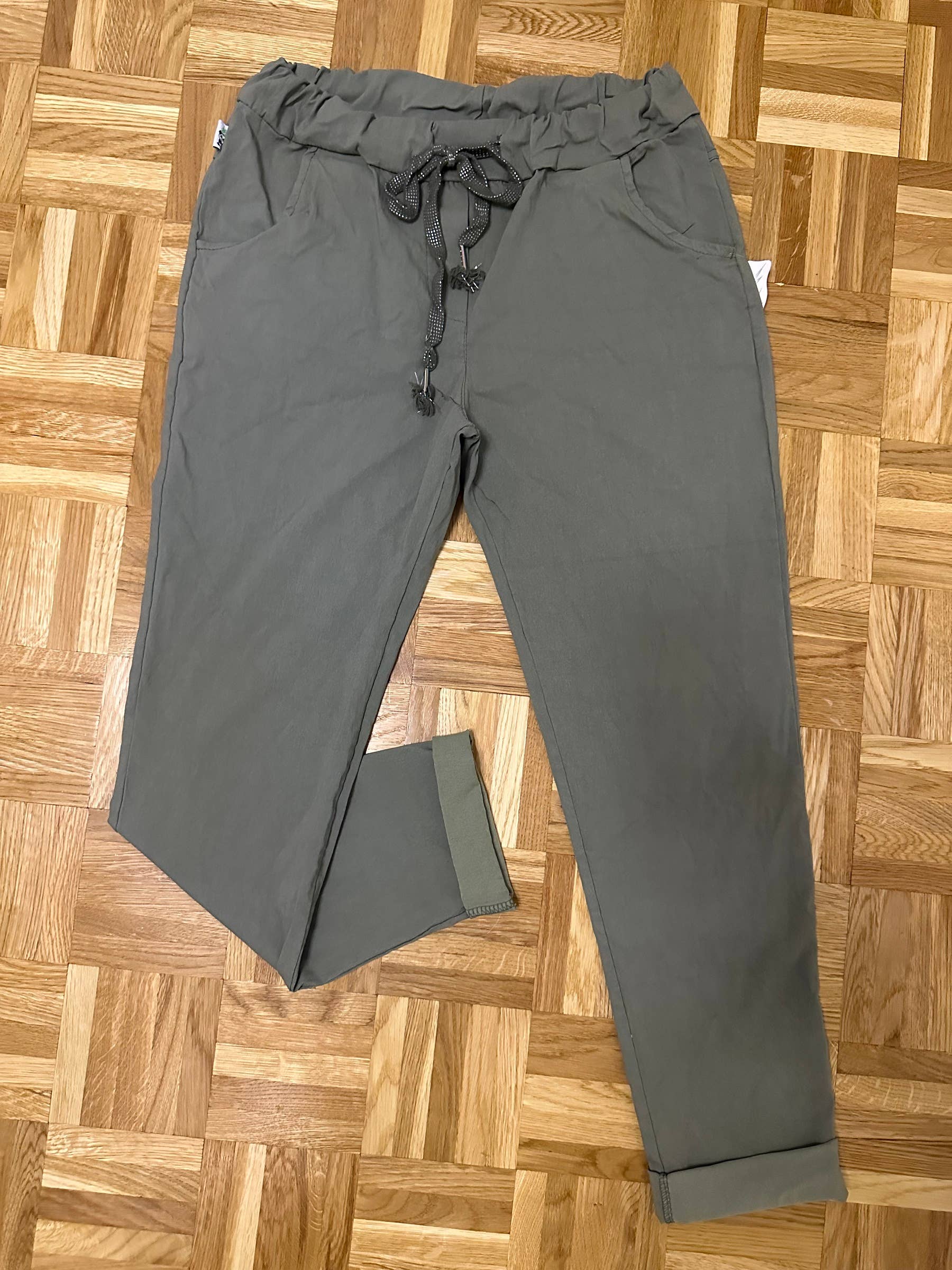 ZAFA PARIS - Wholesale Pants – Women's - 74FB0P002-PLUS size-pantajogg with pouch3