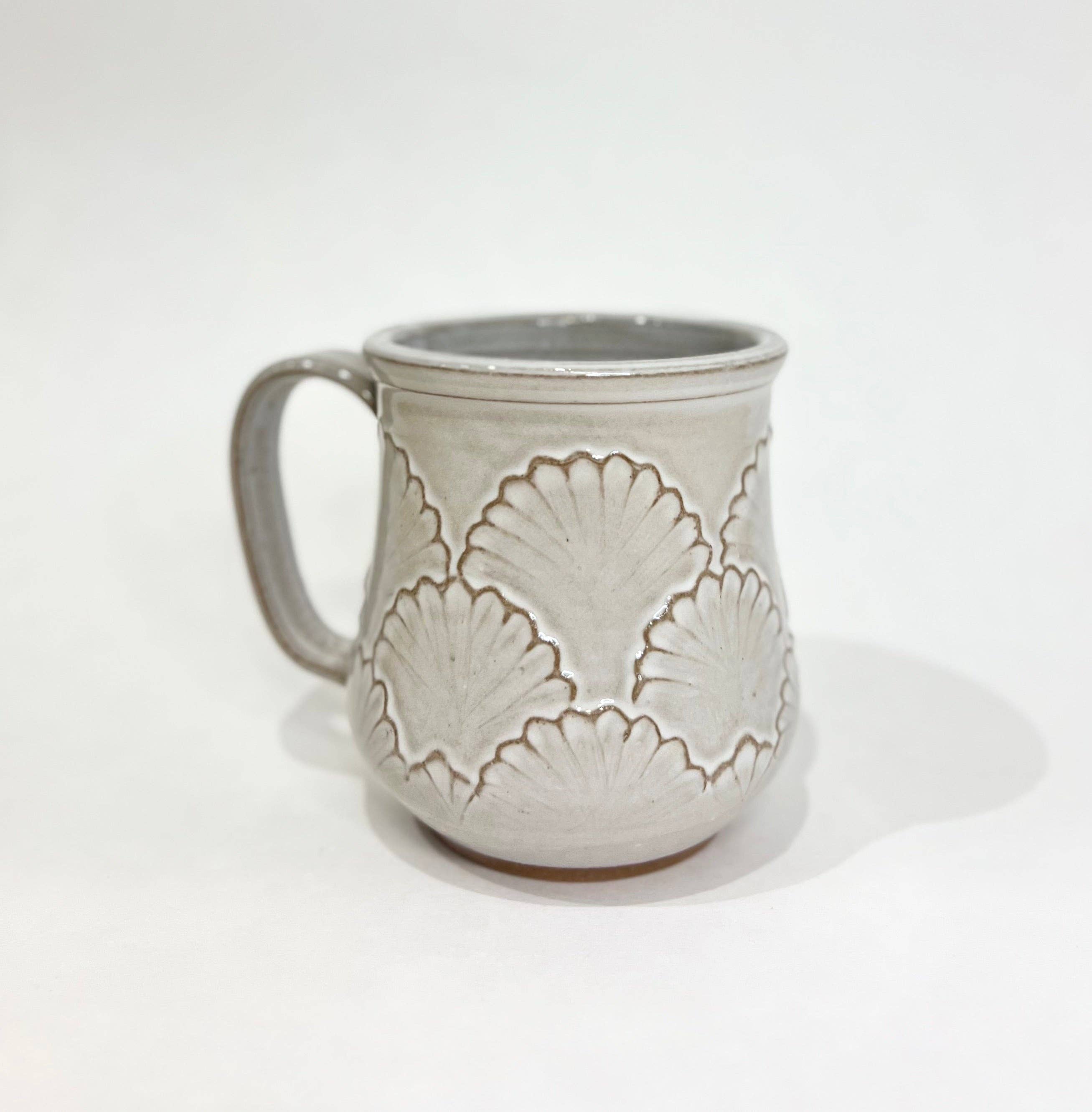 KF Stoneware - Venta al por mayor Taza - Taza de cerámica artesanal con borde festoneado - 530 ml3