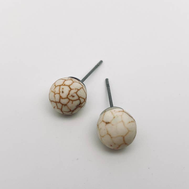 Mio Queena - Wholesale Stud/Post Earrings - Natural Stone Crystal Ear Studs6