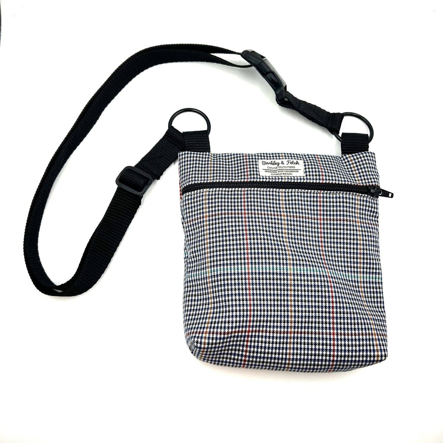 Barkley and Fetch – wholesale Pet treat bag – Dog – Navy Dogtooth Dog Walk and Treat Bag1