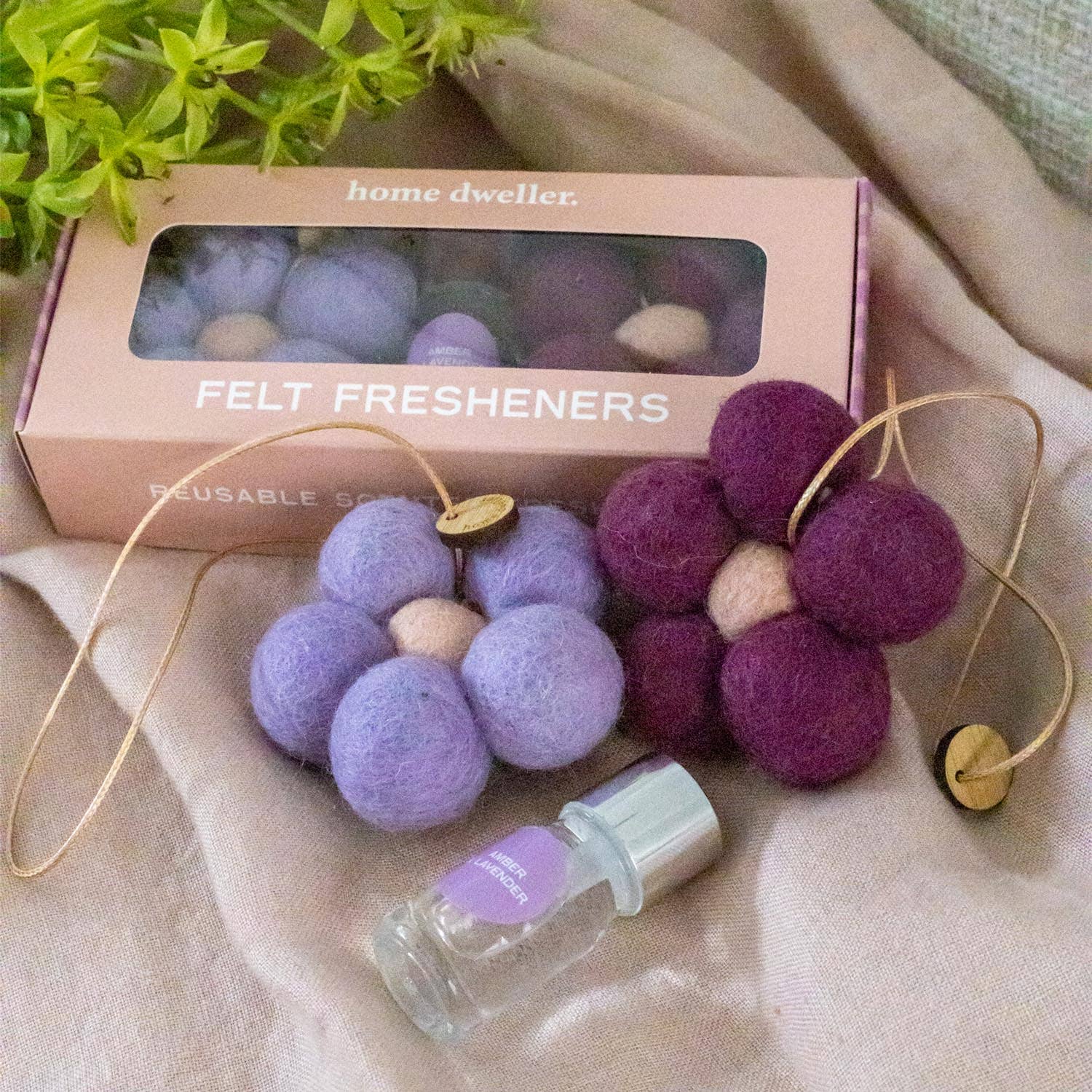 Home Dweller - Wholesale Air Freshener - Felt Flower Fresheners - Amber & Lavender7