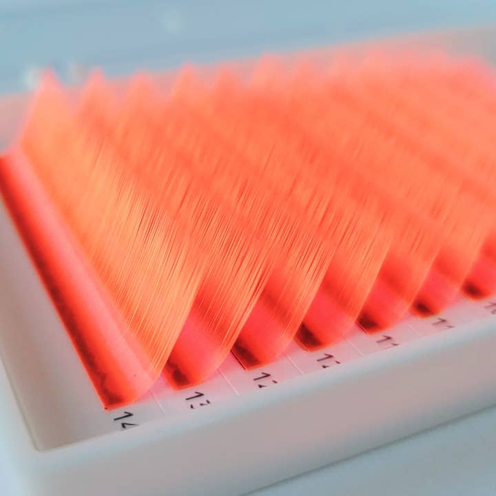 Rouge fluo - cils colorés 0,07 pour la vente par Beautyexpert-shop