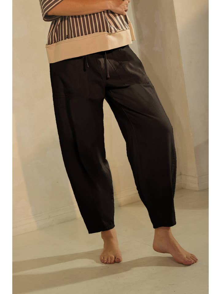 Oddi - Wholesale Pants - Women's - Light Washed Cotton Cropped Barrel Pants