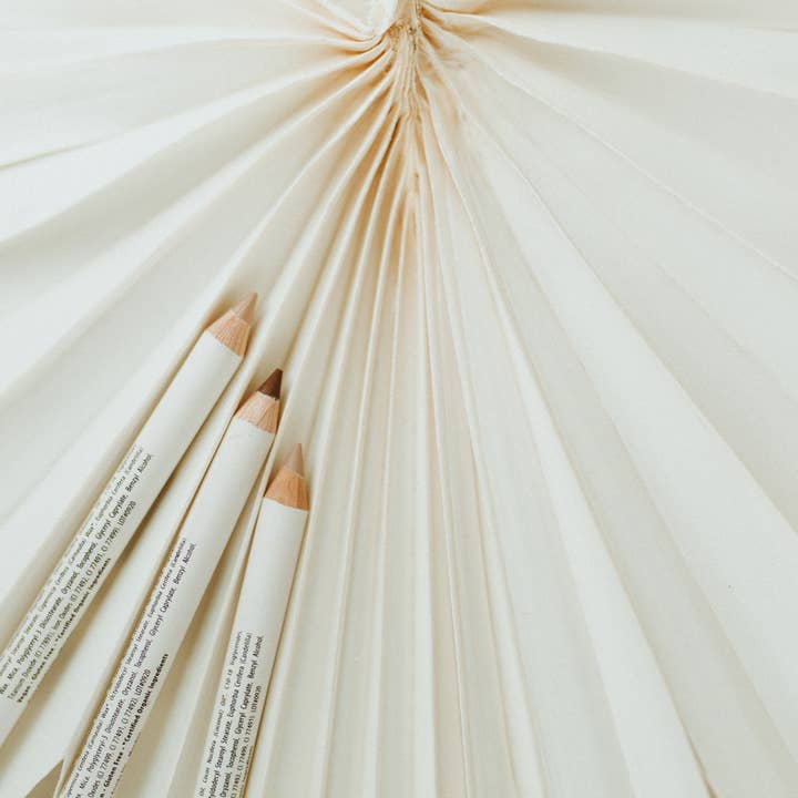 Pure Anada Natural Cosmetics - Wholesale Eyebrow Pencil/Filler - Taupe Pureline Brow Pencil1