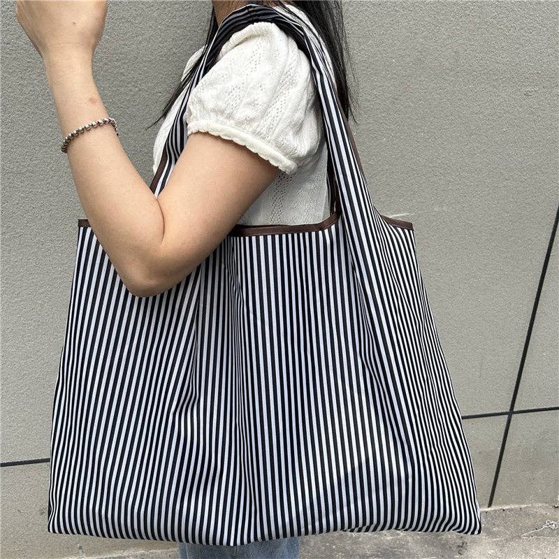 FurDecoration - Wholesale Grocery/Shopping Bag - Foldable Portable Reusable Shopping Bag With Floral Print3