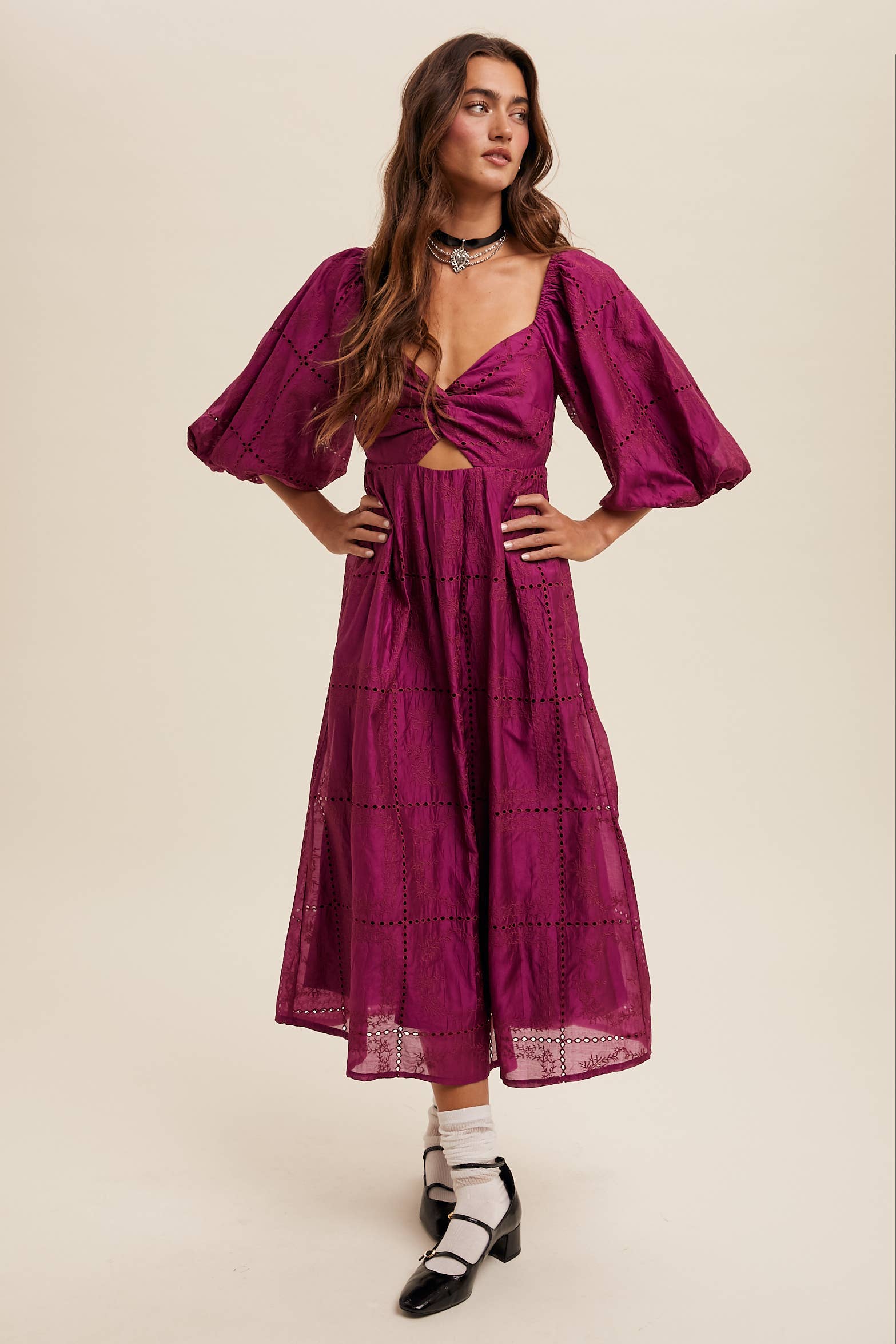 Listicle - Vendita all'ingrosso Vestito - Donna - Abito Midi Ricamato LD143710