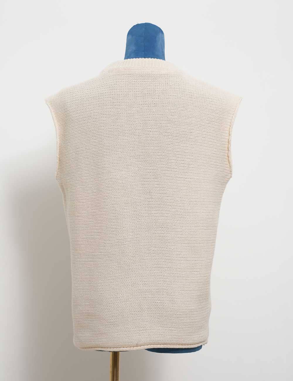 Sweetkama - Wholesale Sweater Vest - Women's - Knit Solid Color Sleeveless Round Neck Sweater Vest YL230013