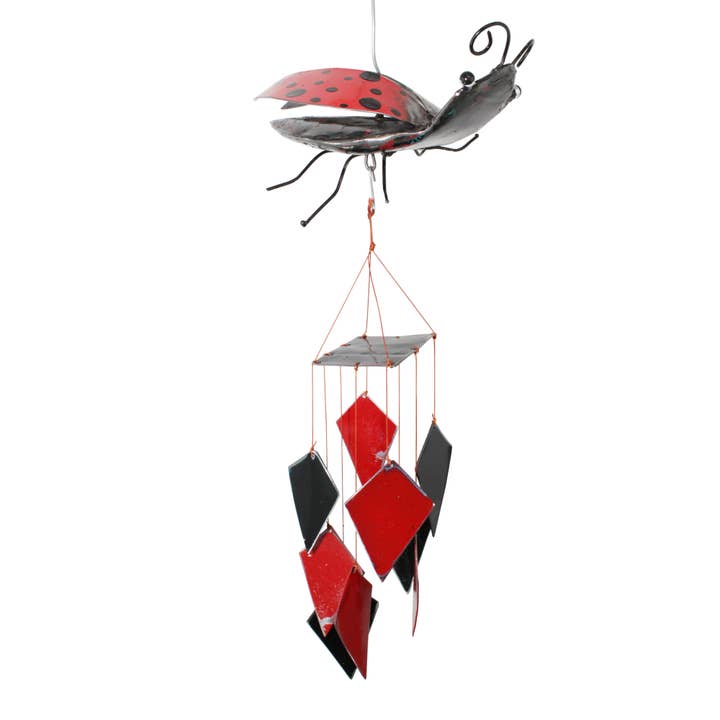 Ladybug Upcycled Ölfass Windspiel für den Großhandel von Cohasset Gifts