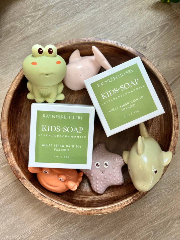 Kids Soap with Wheat Straw Bath Toy for wholesale by Rayne Refillery